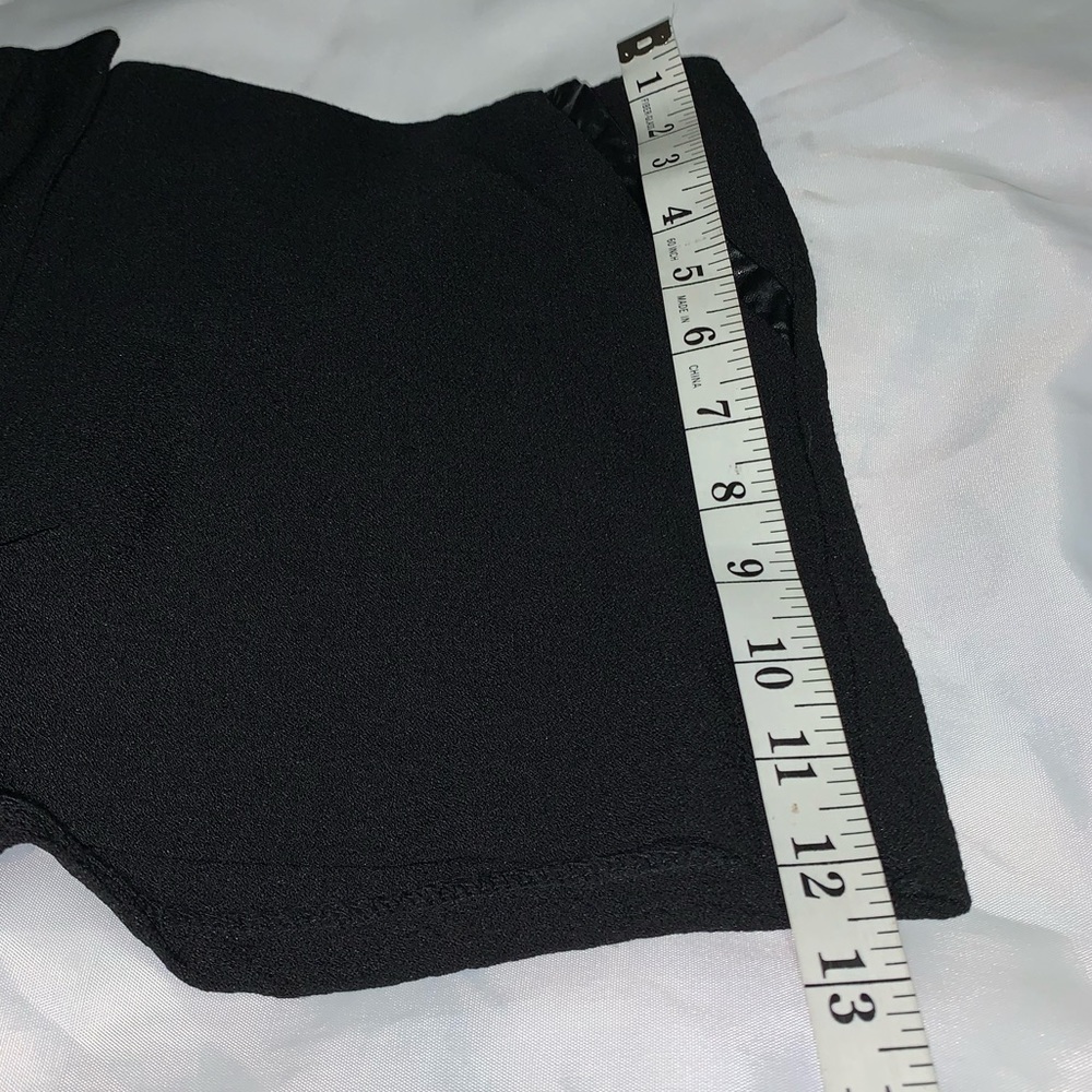 FASHION SHORTS - Picture 4 of 6